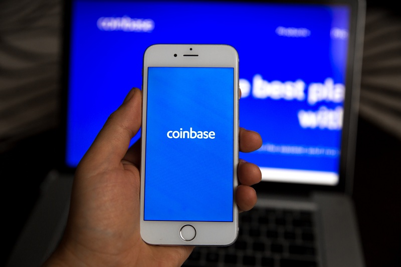 Coinbase's Base mainnet, featuring 100+ dApps, opens to the general public