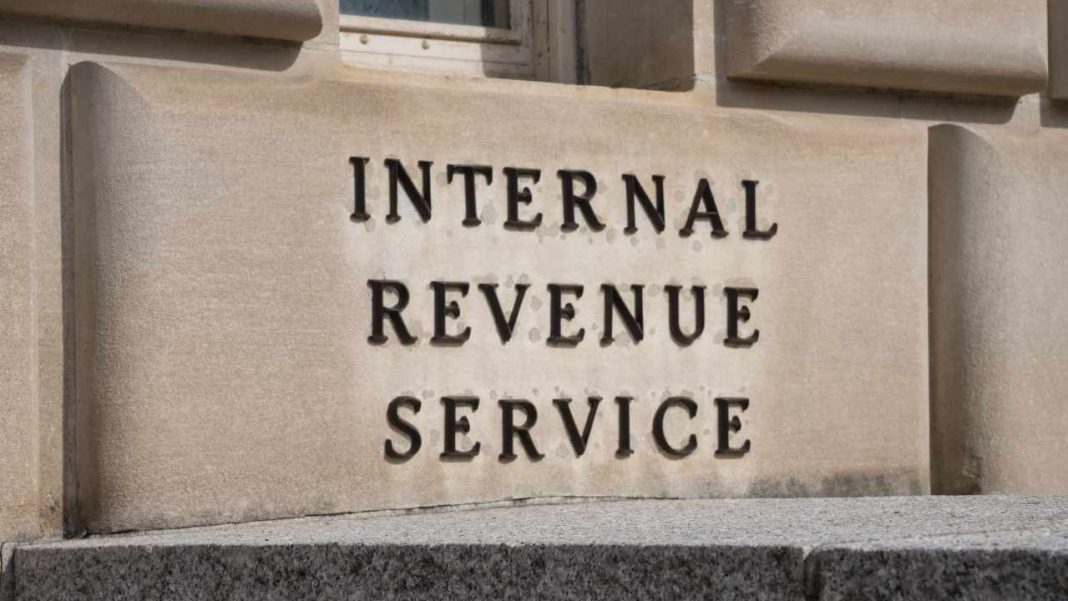 Treasury and IRS Announce Digital Asset Tax Reporting Regulations – Bitcoin News