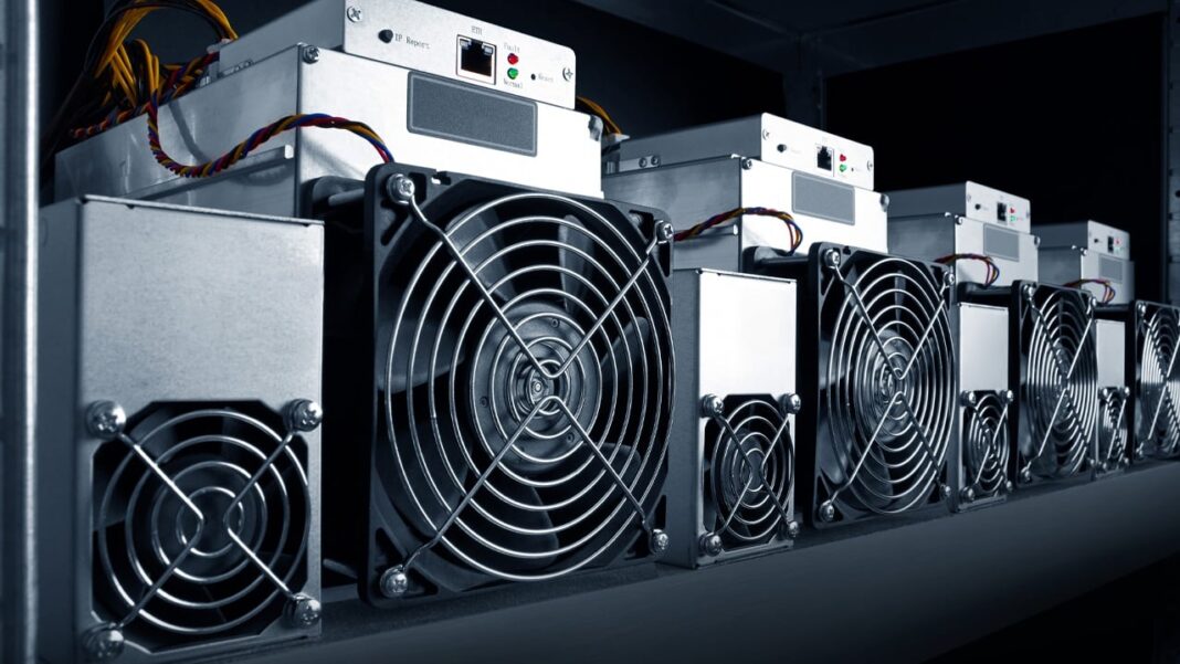 October Boosts Bitcoin Miners' Revenue—But How Will the Election Shift the Market? – Mining Bitcoin News