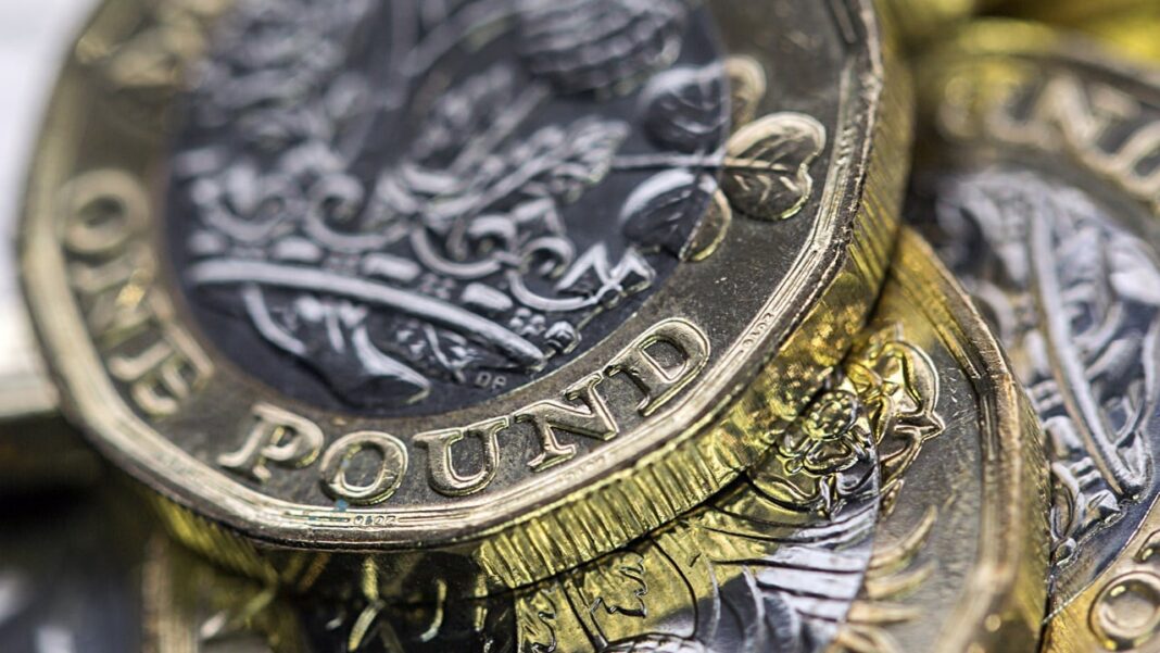 Pound Sterling Suffers Biggest Drop in 18 Months Amid Reeves' Tax-and-Spend Storm – News Bytes Bitcoin News