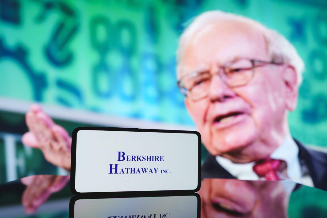 Warren Buffett’s Berkshire Hathaway Increases Holdings in Brazilian Digital Bank Nubank – Crypto News Bitcoin News