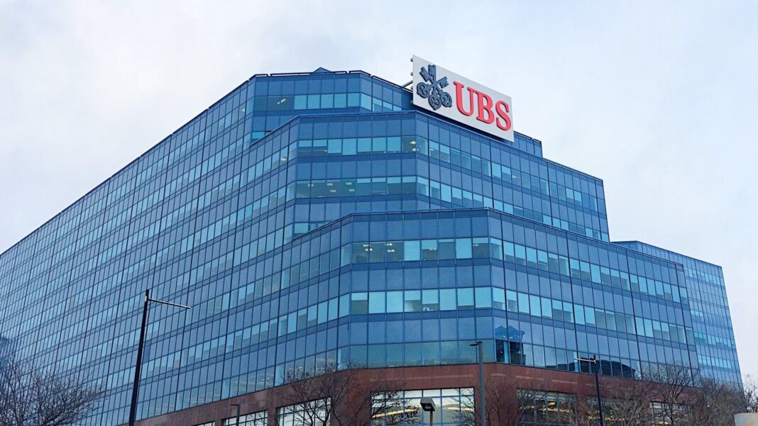 UBS Bank (Wikipedia)